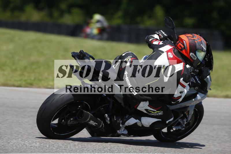 /Archiv-2024/29 12.06.2024 MOTO.CH Track Day ADR/Gruppe gelb/23